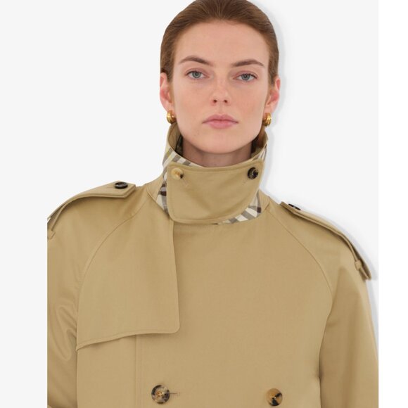 NWOT! BURBERRY Long Castleford Trench Coat - Picture 2 of 16